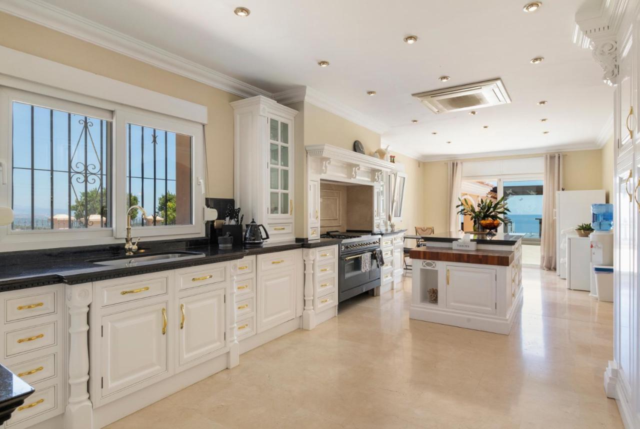 Villa Bellagio Estepona Esterno foto