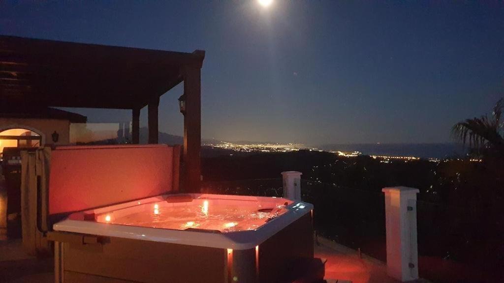 Villa Bellagio Estepona Esterno foto